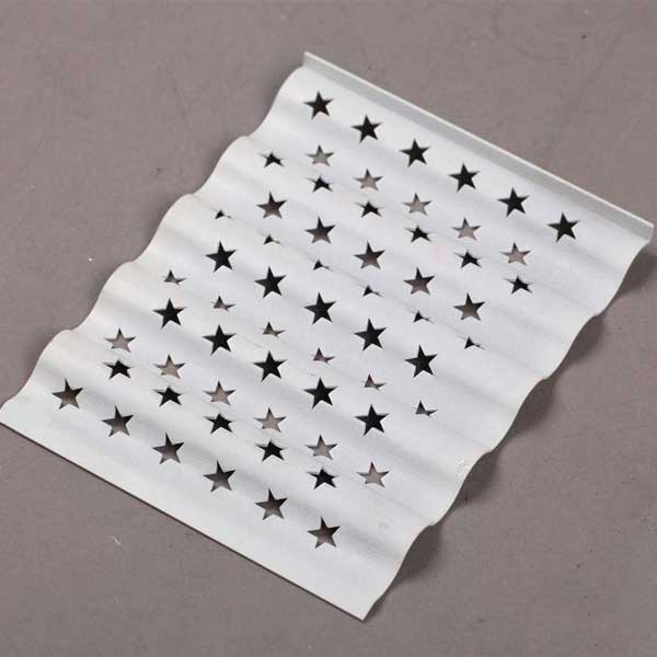 1588732693452177.jpg 氟碳冲孔铝单板32.jpg